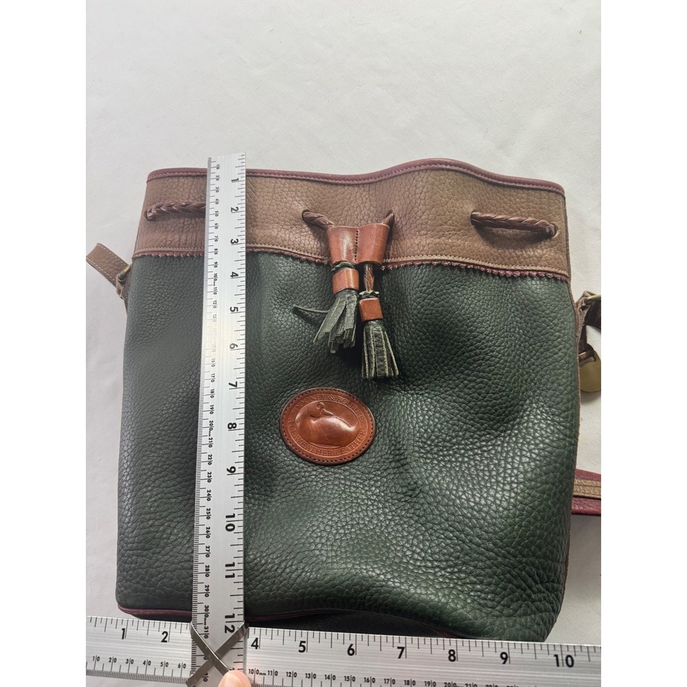 Dooney & Bourke Vintage All Weather Leather Drawstring Bucket Bag Green Tan - Picture 8 of 8